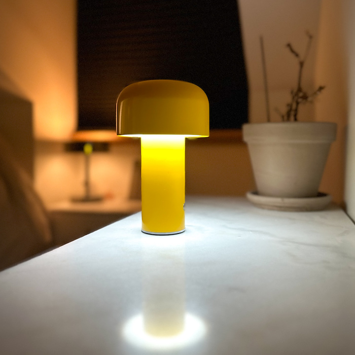 Trådløs bordlampe med dimmer