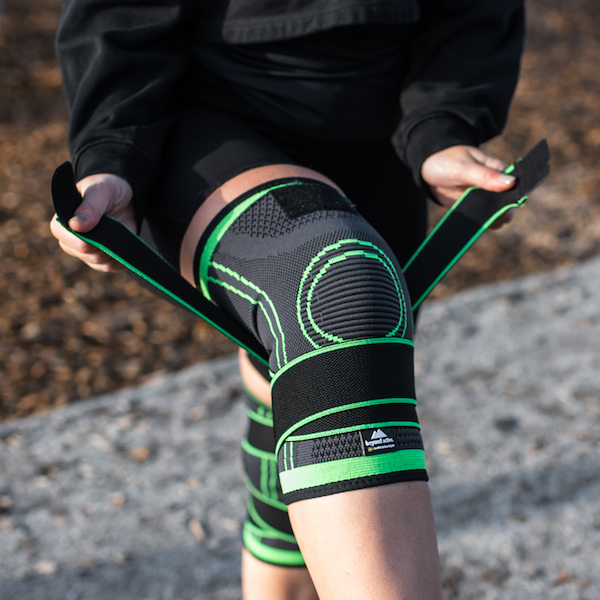 1 par justerbare knee sleeves med kompresjon Elite (1 par)